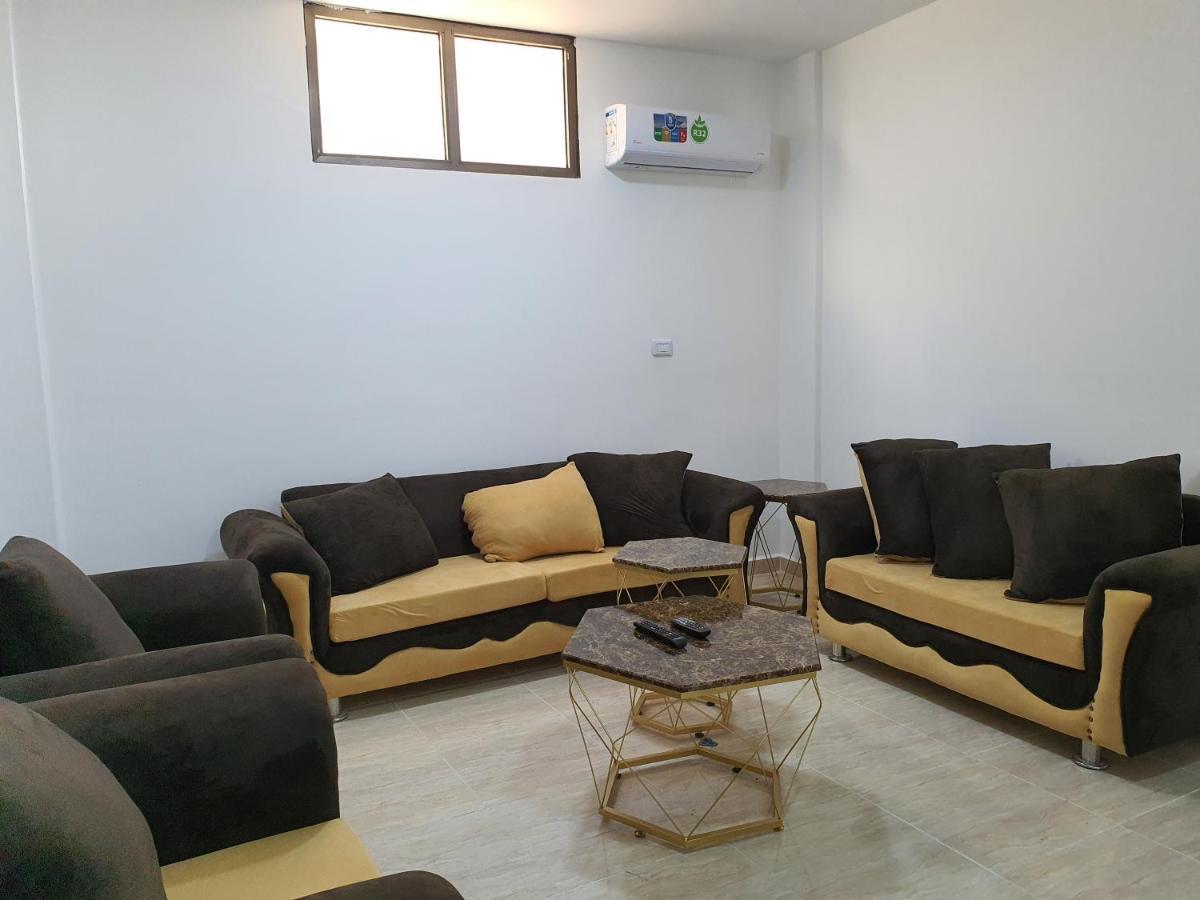 شقة وادي موسى  في Zaina Apt المظهر الخارجي الصورة